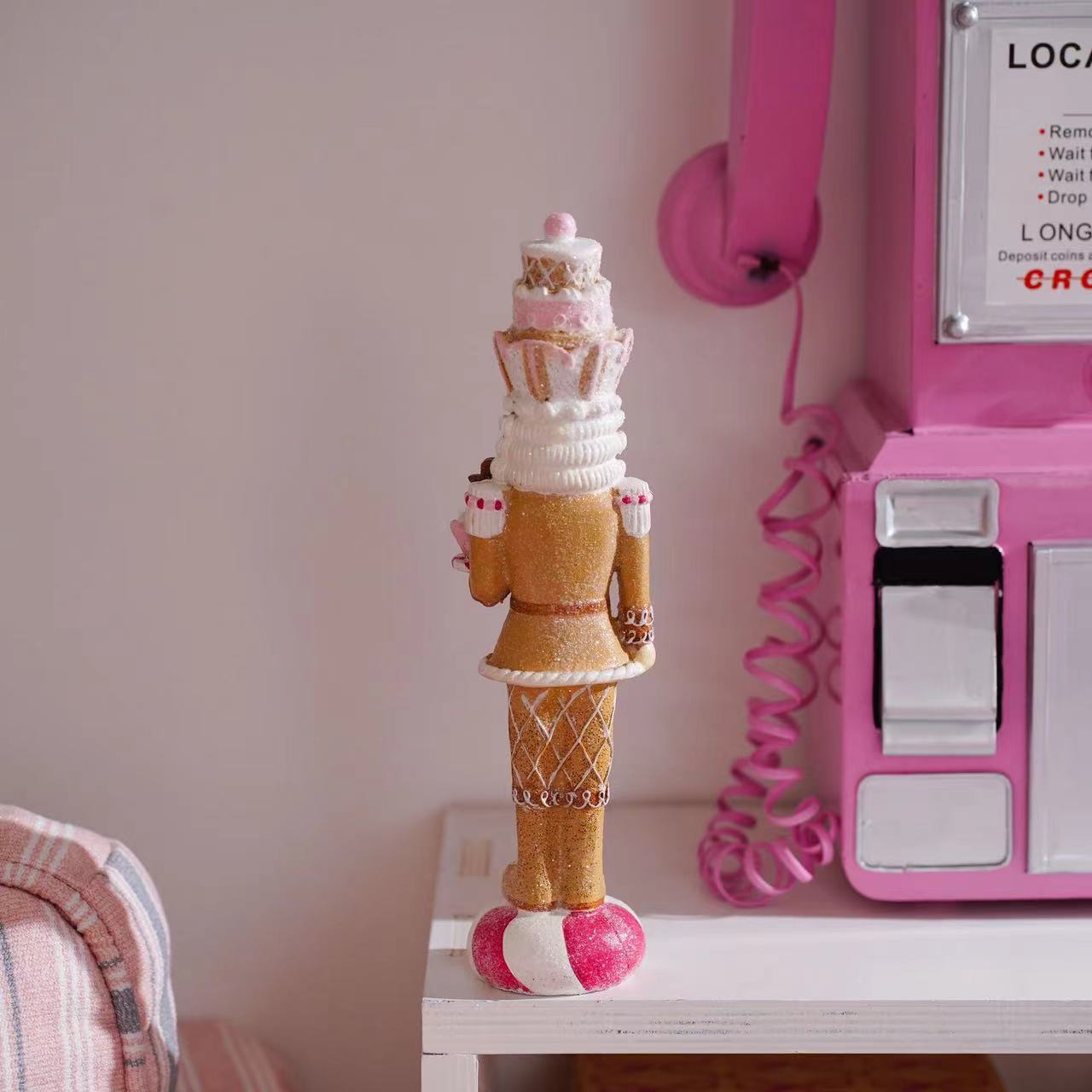 Sweet Pink Nutcracker Soldier  - огляд і ціна Nutcracker Figurine